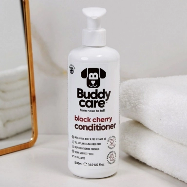 Odżywka do sierści psów Czarna wiśnia | Buddy Care