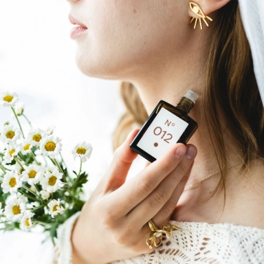 Perfumy w olejku No. 012 - Gruszka, Jaśmin, Białe piżmo | Bydgoska Wytwórnia Mydła